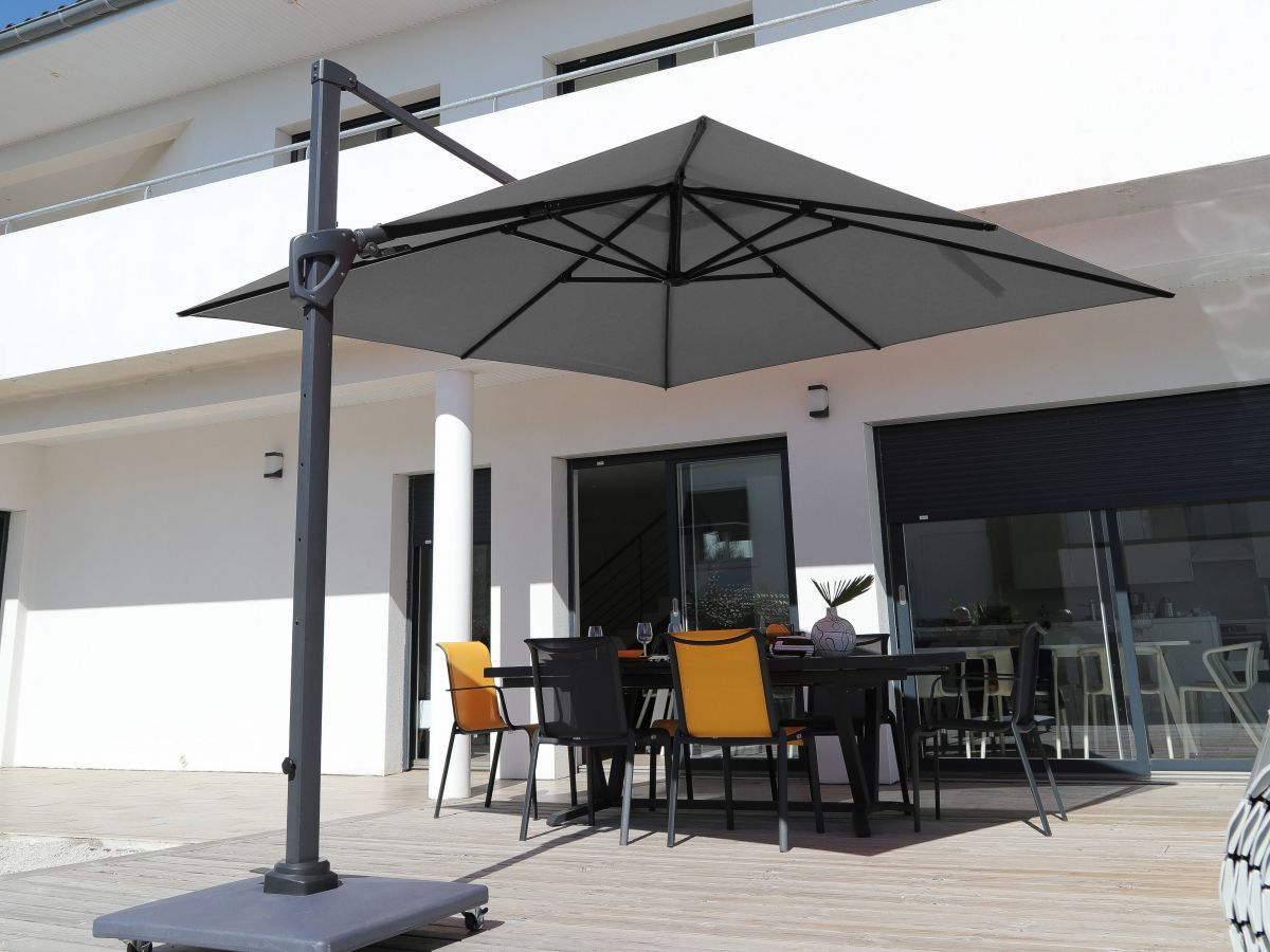 parasol-deporte-elios-3x3-m-orientable-grey-toile-novasun-chine-clair-2_0.jpg